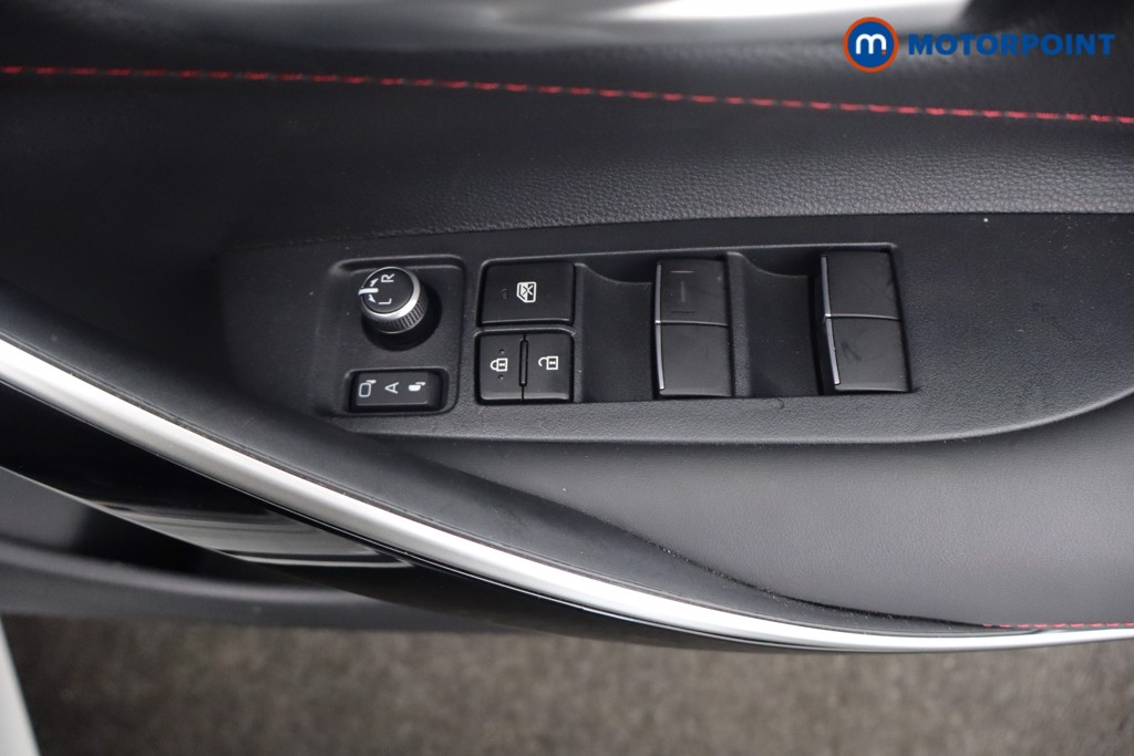 Toyota Corolla Gr Sport Automatic Petrol-Electric Hybrid Hatchback - Stock Number (1648708) - 20th supplementary image