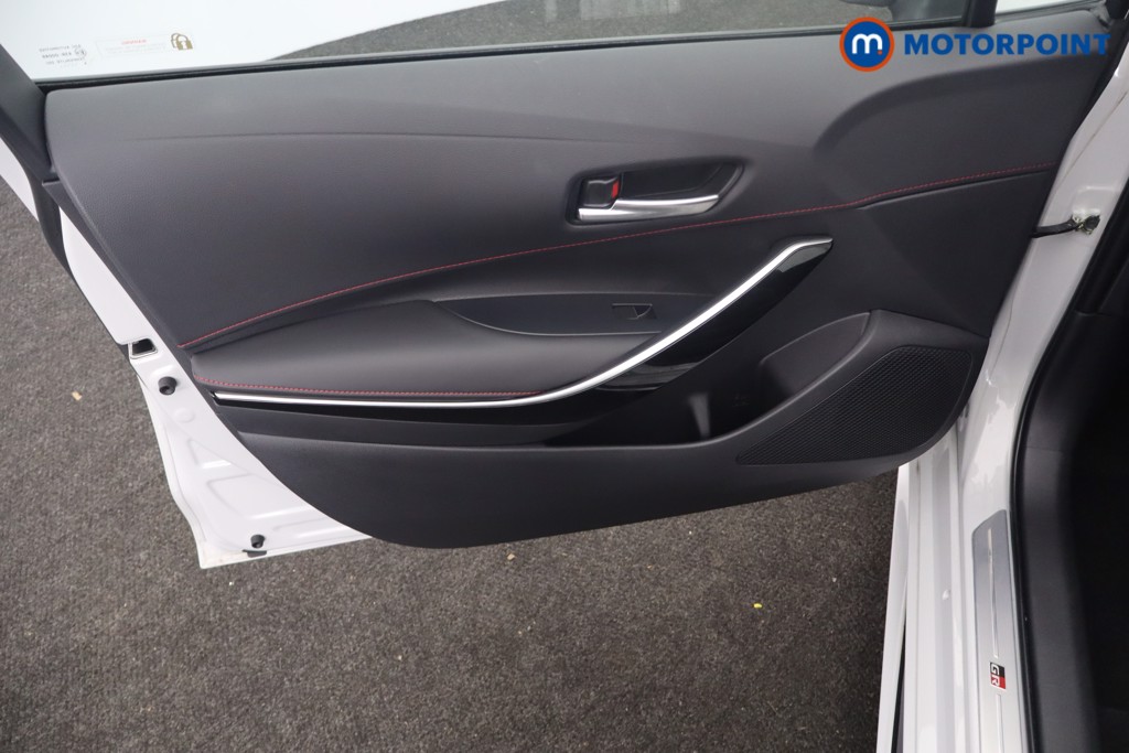 Toyota Corolla Gr Sport Automatic Petrol-Electric Hybrid Hatchback - Stock Number (1648708) - 29th supplementary image