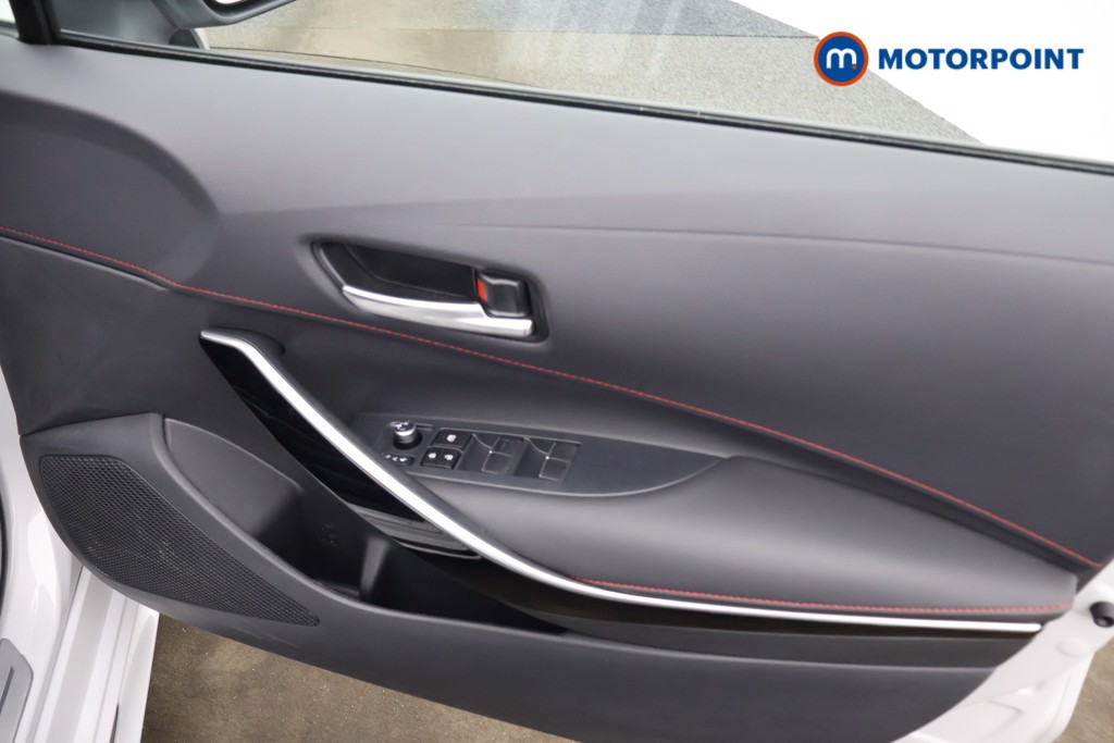 Toyota Corolla Gr Sport Automatic Petrol-Electric Hybrid Hatchback - Stock Number (1648709) - 11th supplementary image