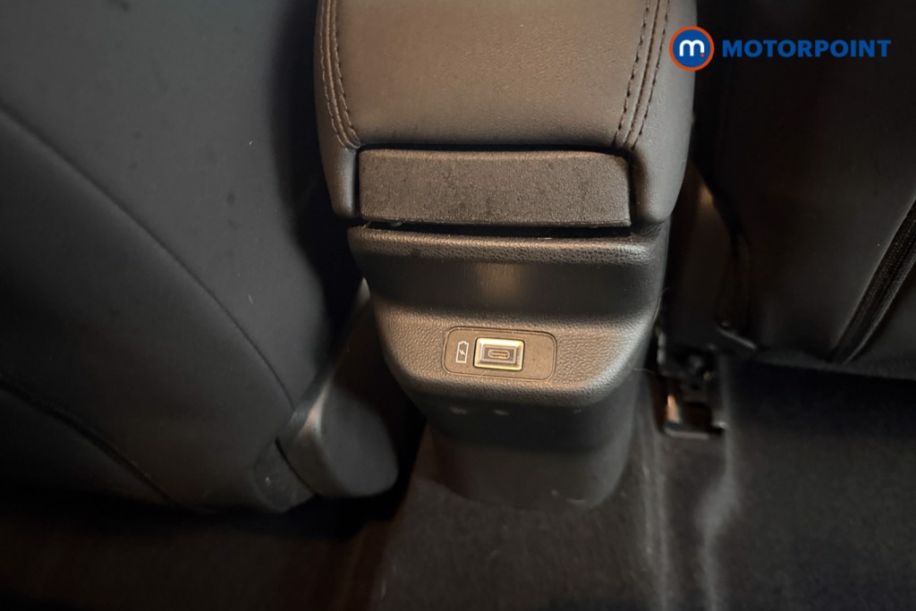 Jeep Avenger Summit Manual Petrol SUV - Stock Number (1648739) - 12th supplementary image