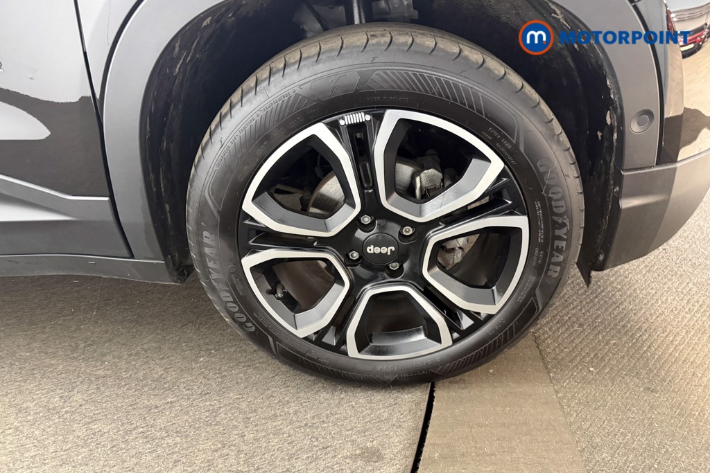 Jeep Avenger Summit Manual Petrol SUV - Stock Number (1648739) - 32nd supplementary image