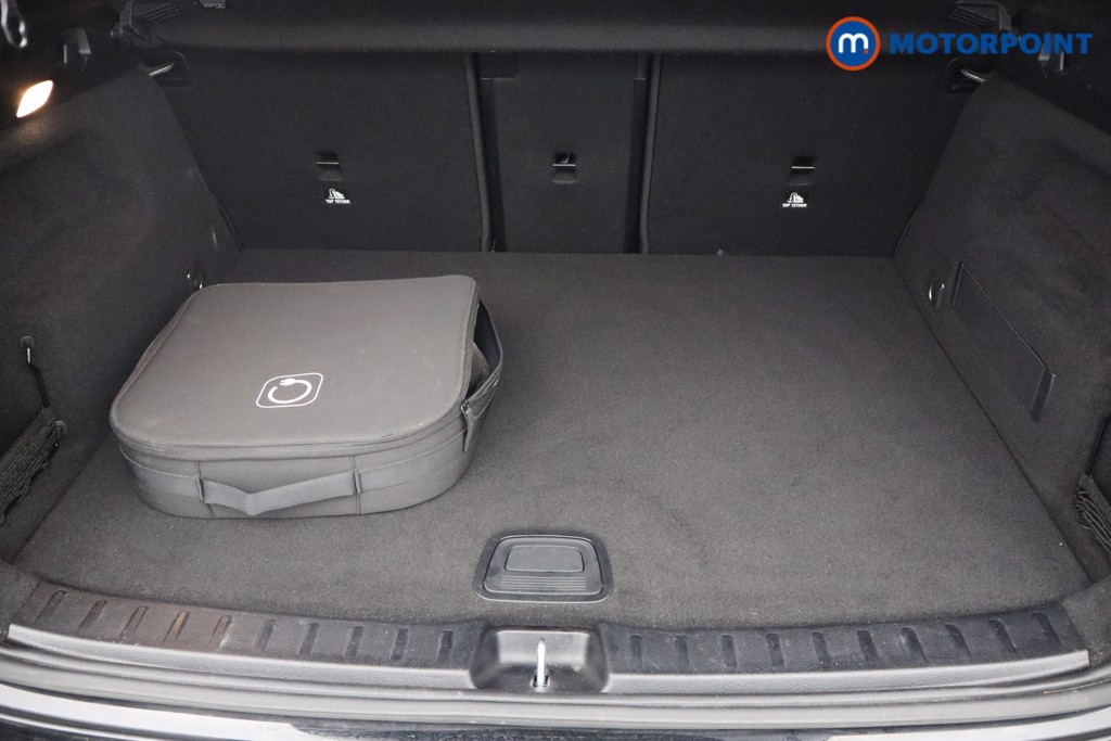 Mercedes-Benz EQA Amg Line Automatic Electric SUV - Stock Number (1648858) - 4th supplementary image