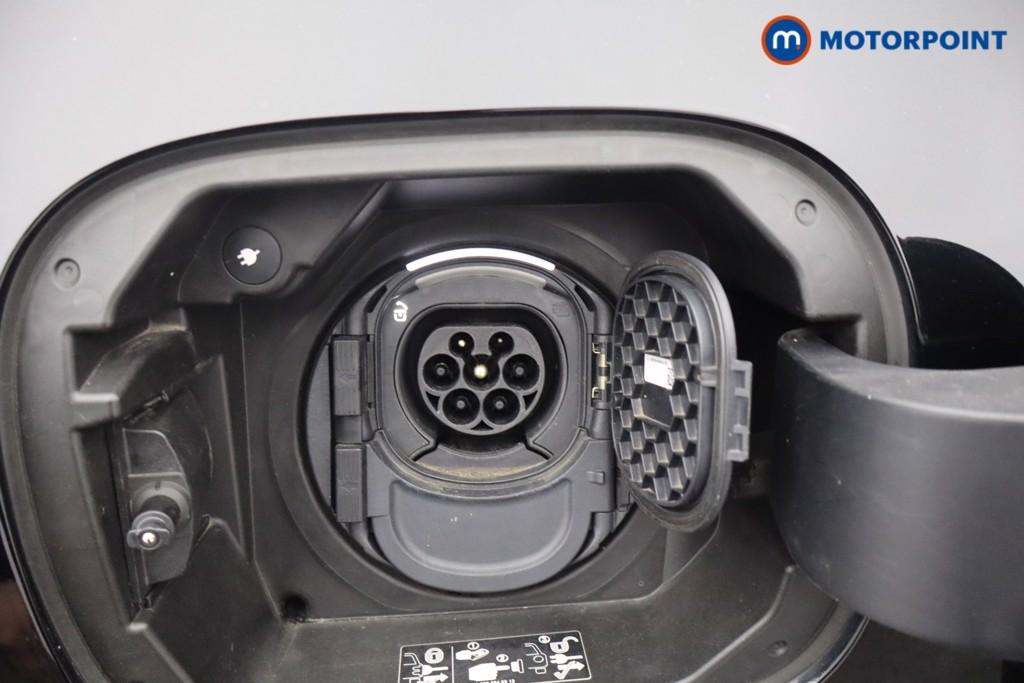 Mercedes-Benz EQA Amg Line Automatic Electric SUV - Stock Number (1648858) - 5th supplementary image