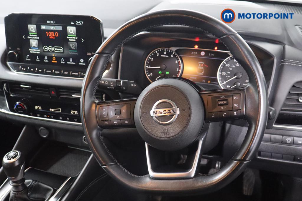 Nissan Qashqai N-Connecta Manual Petrol SUV - Stock Number (1648878) - 2nd supplementary image