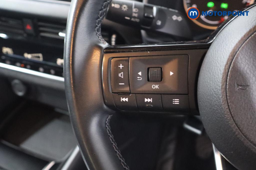 Nissan Qashqai N-Connecta Manual Petrol SUV - Stock Number (1648878) - 4th supplementary image
