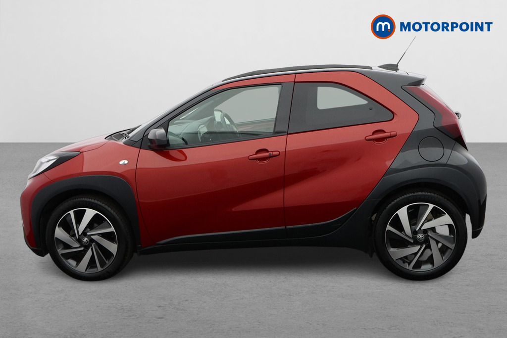 Toyota Aygo X Exclusive Manual Petrol Hatchback - Stock Number (1648906) - Passenger side
