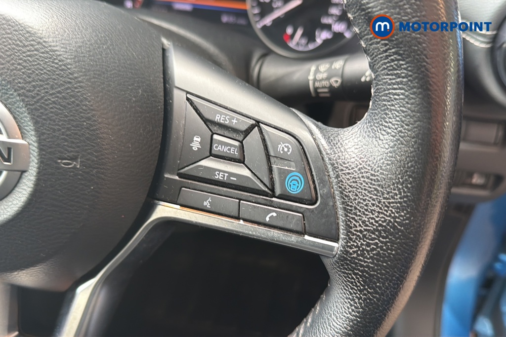 Nissan Juke Tekna Manual Petrol SUV - Stock Number (1649042) - 3rd supplementary image