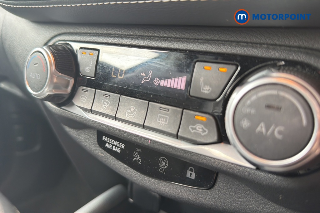 Nissan Juke Tekna Manual Petrol SUV - Stock Number (1649042) - 14th supplementary image