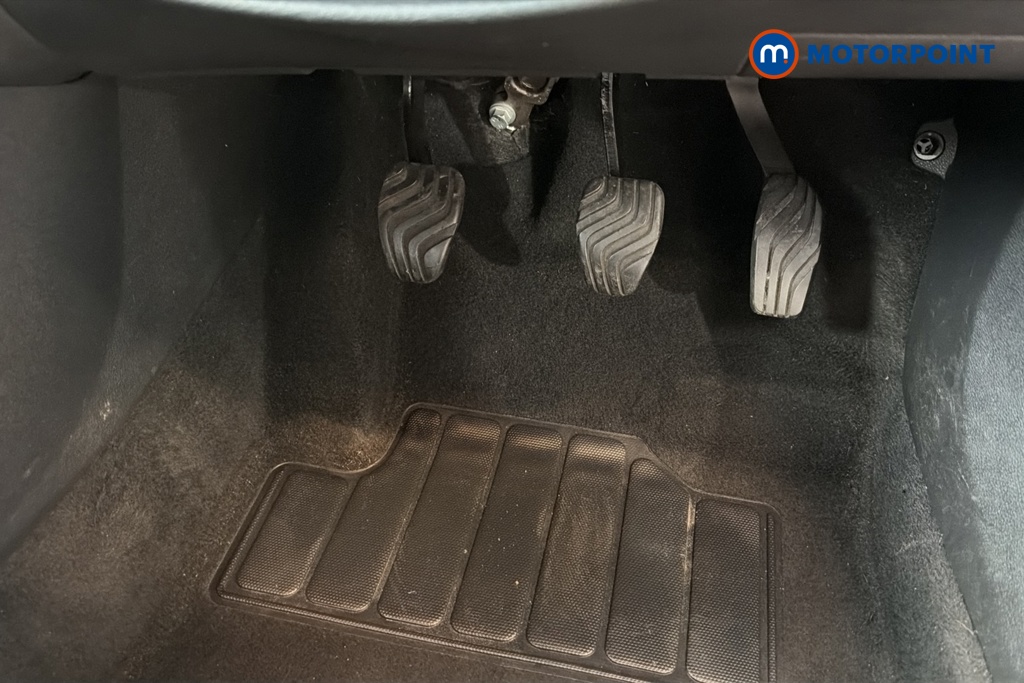 Nissan Juke Tekna Manual Petrol SUV - Stock Number (1649042) - 24th supplementary image