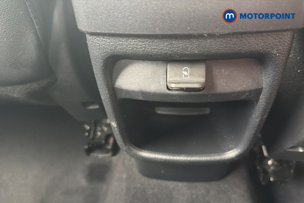 Nissan Juke Tekna Manual Petrol SUV - Stock Number (1649042) - 28th supplementary image