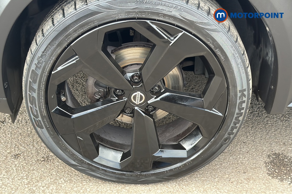Nissan Juke Tekna Manual Petrol SUV - Stock Number (1649042) - 44th supplementary image
