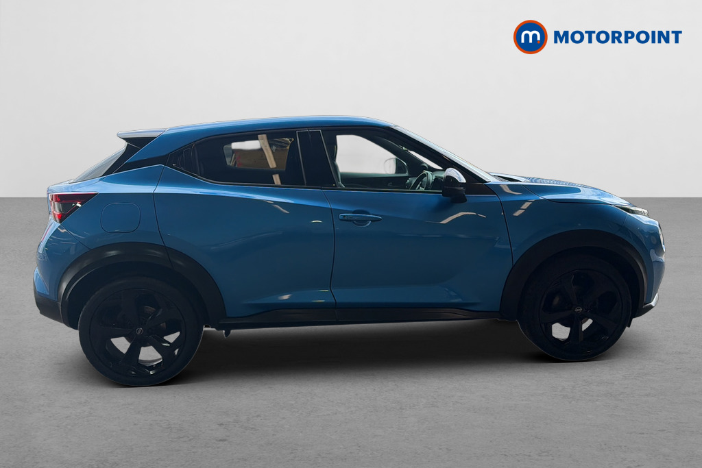 Nissan Juke Tekna Manual Petrol SUV - Stock Number (1649042) - Passenger side