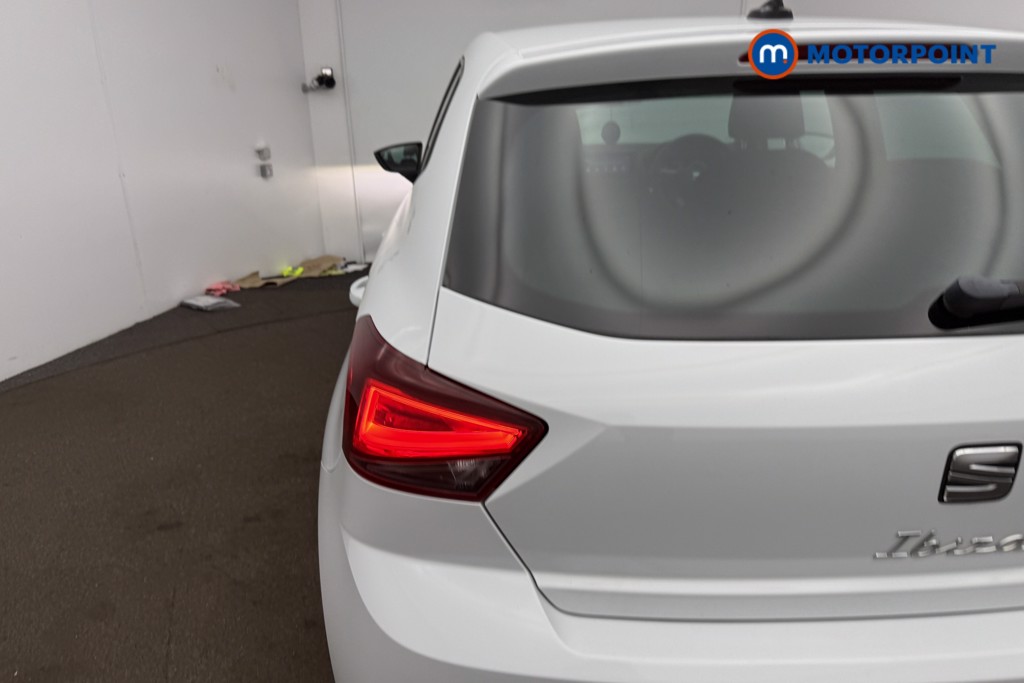 Seat Ibiza FR Manual Petrol Hatchback - Stock Number (1649609) - 7th supplementary image