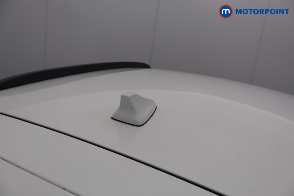 Hyundai Kona Premium Automatic Electric SUV - Stock Number (1649980) - 17th supplementary image