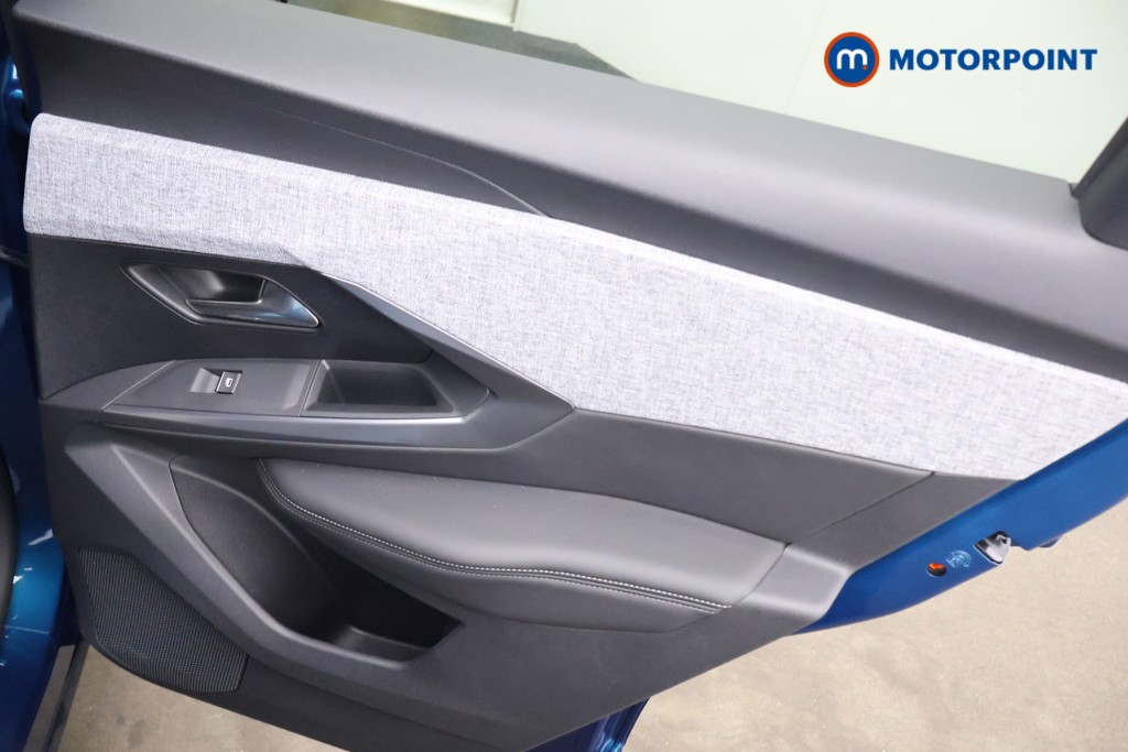 Peugeot 3008 GT Automatic Electric SUV - Stock Number (1649986) - 16th supplementary image