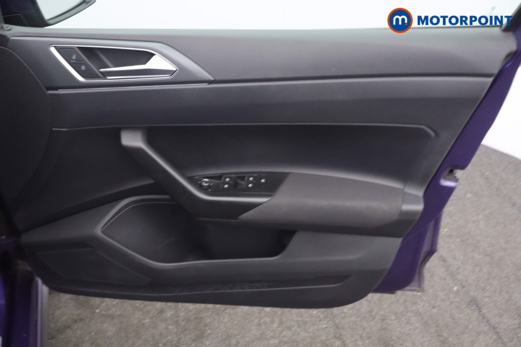 Volkswagen Polo R-Line Automatic Petrol Hatchback - Stock Number (1650137) - 8th supplementary image