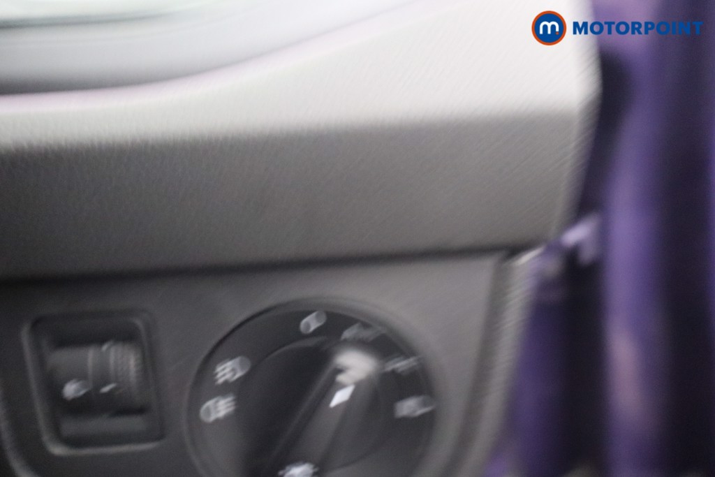 Volkswagen Polo R-Line Automatic Petrol Hatchback - Stock Number (1650137) - 12th supplementary image