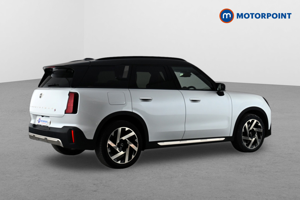 Mini Countryman S Exclusive Automatic Petrol SUV - Stock Number (1650181) - Drivers side rear corner