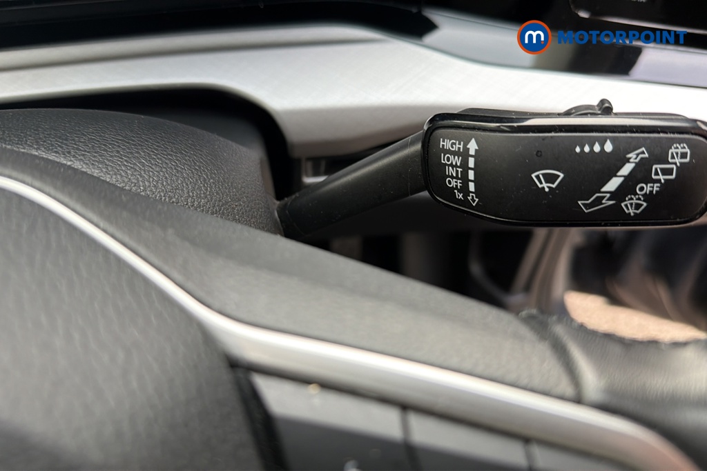 Volkswagen Golf Life Manual Petrol Hatchback - Stock Number (1650234) - 6th supplementary image