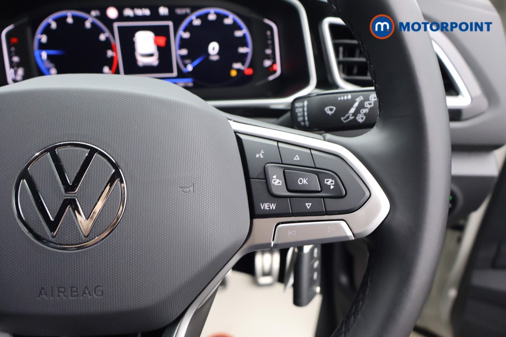 Volkswagen T-Roc R-Line Manual Petrol SUV - Stock Number (1650410) - 3rd supplementary image