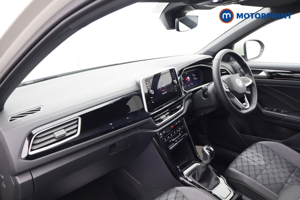 Volkswagen T-Roc R-Line Manual Petrol SUV - Stock Number (1650410) - 17th supplementary image