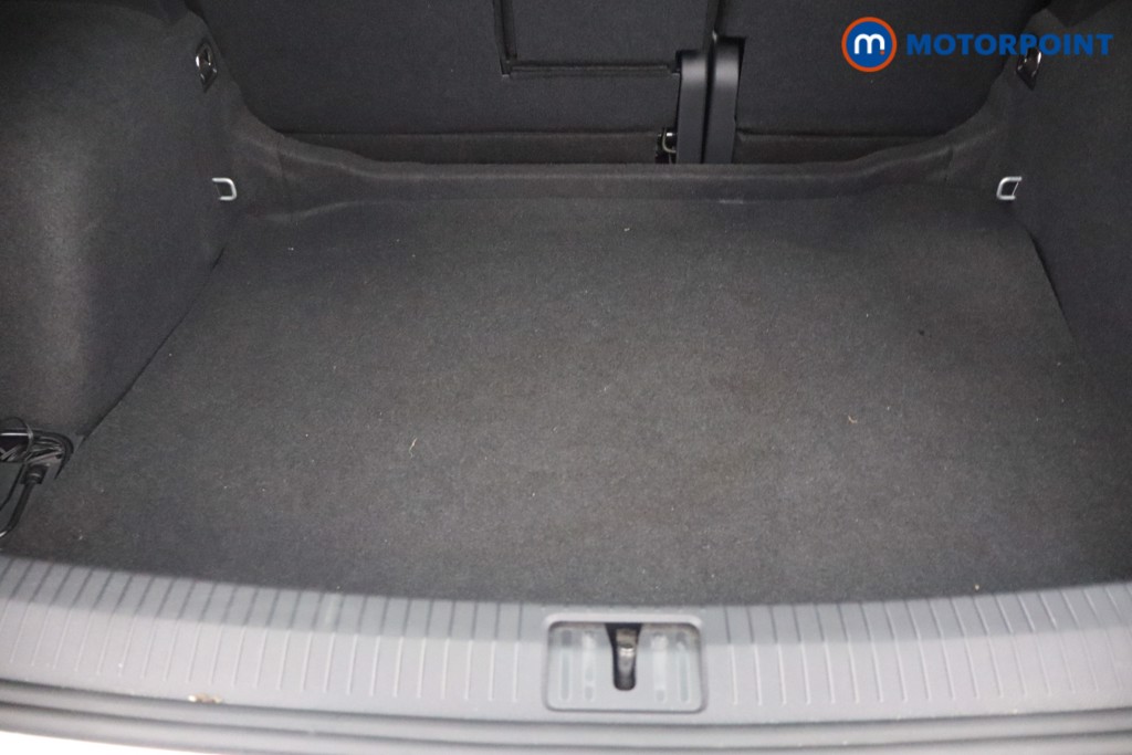 Volkswagen Tiguan R-Line Automatic Petrol SUV - Stock Number (1650413) - 5th supplementary image