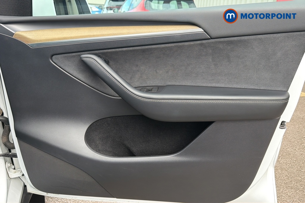 Tesla Model Y Rwd 5Dr Auto Automatic Electric SUV - Stock Number (1650536) - 18th supplementary image