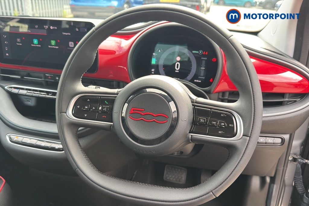 Fiat 500 RED Automatic Electric Hatchback - Stock Number (1650537) - 2nd supplementary image