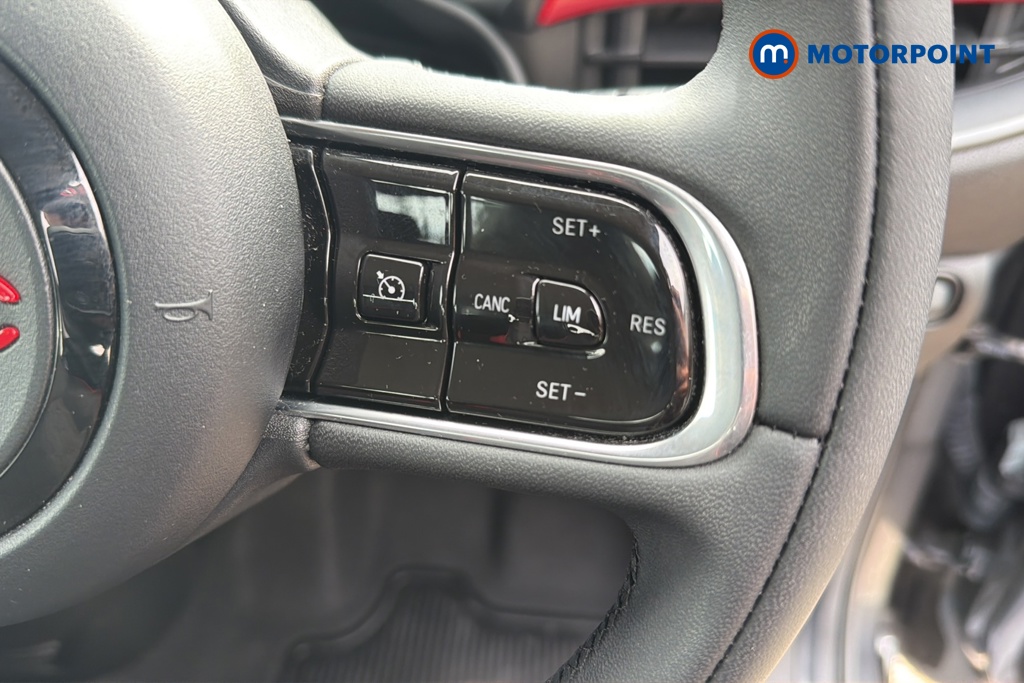 Fiat 500 RED Automatic Electric Hatchback - Stock Number (1650537) - 3rd supplementary image