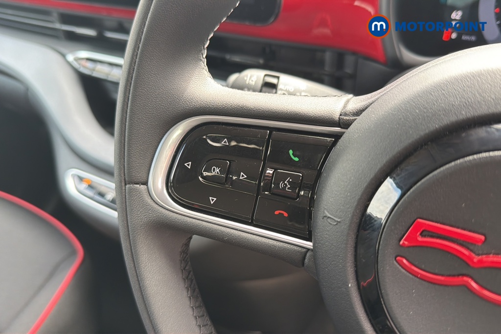 Fiat 500 RED Automatic Electric Hatchback - Stock Number (1650537) - 4th supplementary image