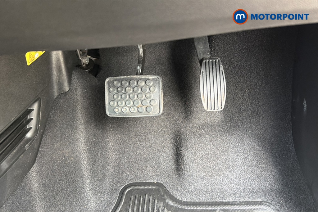 Fiat 500 RED Automatic Electric Hatchback - Stock Number (1650537) - 24th supplementary image