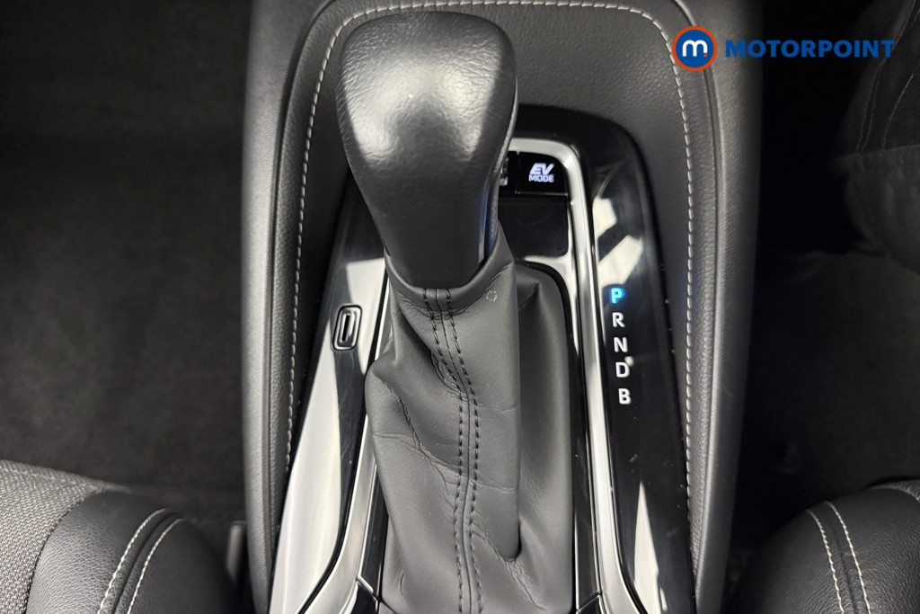 Toyota Corolla Design Automatic Petrol-Electric Hybrid Estate - Stock Number (1650766) - 35th supplementary image