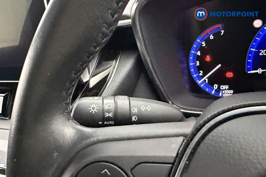 Toyota Corolla Design Automatic Petrol-Electric Hybrid Estate - Stock Number (1650766) - 39th supplementary image