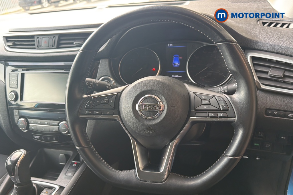 Nissan Qashqai N-Connecta Automatic Petrol SUV - Stock Number (1650850) - 2nd supplementary image