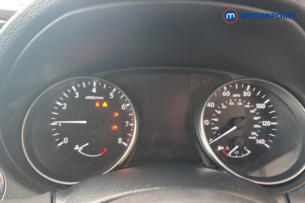 Nissan Qashqai N-Connecta Automatic Petrol SUV - Stock Number (1650850) - 7th supplementary image