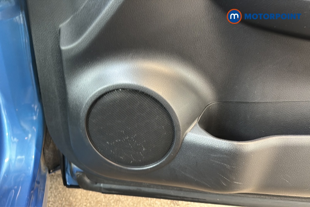 Nissan Qashqai N-Connecta Automatic Petrol SUV - Stock Number (1650850) - 21st supplementary image