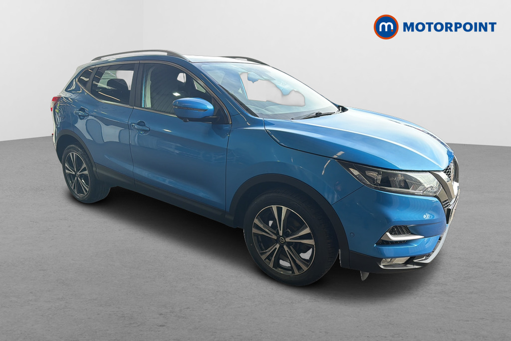 Nissan Qashqai N-Connecta Automatic Petrol SUV - Stock Number (1650850) - Drivers side front corner