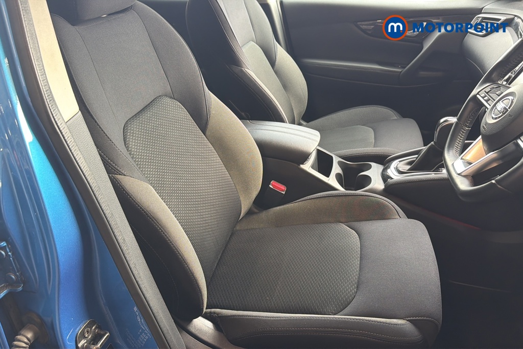 Nissan Qashqai N-Connecta Automatic Petrol SUV - Stock Number (1650850) - 22nd supplementary image