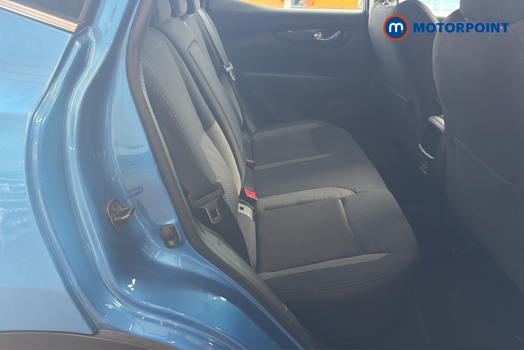Nissan Qashqai N-Connecta Automatic Petrol SUV - Stock Number (1650850) - 25th supplementary image