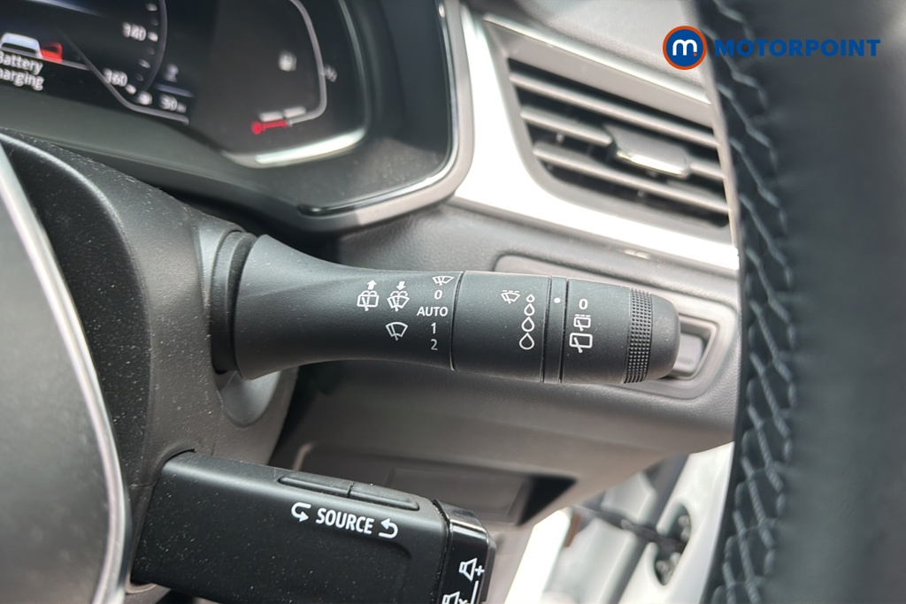 Renault Captur Techno Manual Petrol SUV - Stock Number (1650851) - 6th supplementary image