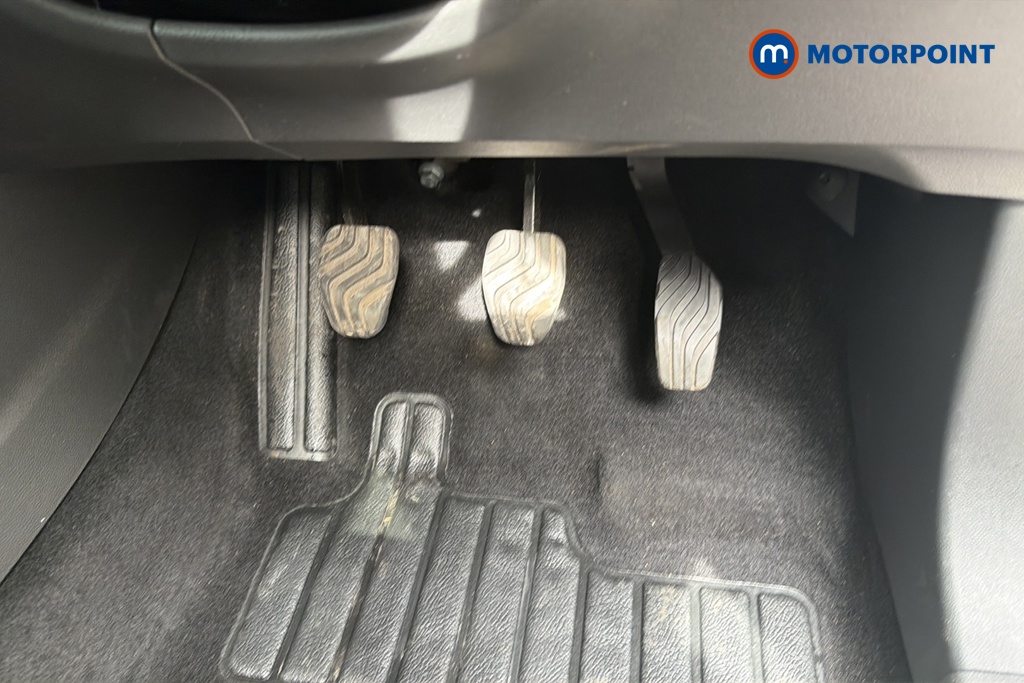 Renault Captur Techno Manual Petrol SUV - Stock Number (1650851) - 24th supplementary image