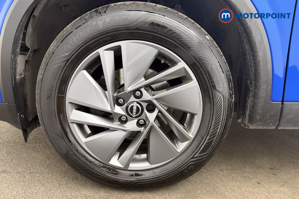 Nissan Qashqai Acenta Premium Manual Petrol SUV - Stock Number (1650897) - 4th supplementary image