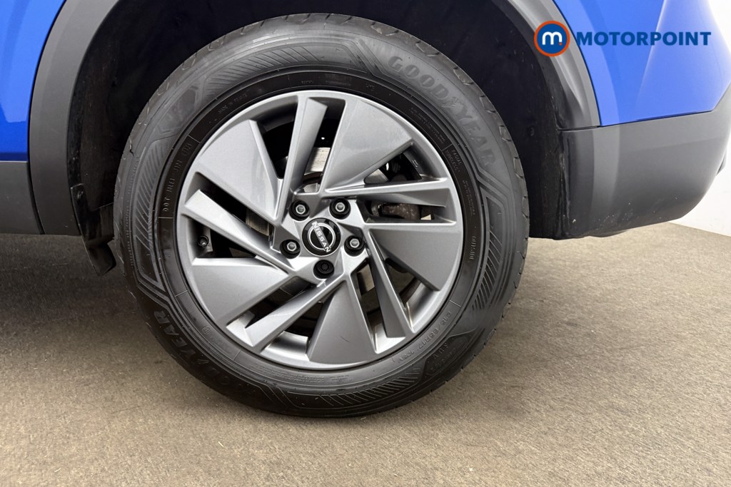 Nissan Qashqai Acenta Premium Manual Petrol SUV - Stock Number (1650897) - 7th supplementary image