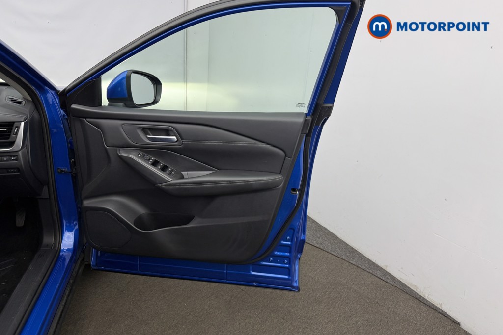 Nissan Qashqai Acenta Premium Manual Petrol SUV - Stock Number (1650897) - 19th supplementary image