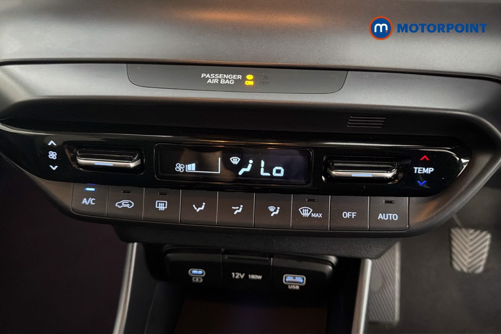 Hyundai I20 Premium Manual Petrol Hatchback - Stock Number (1651134) - 12th supplementary image