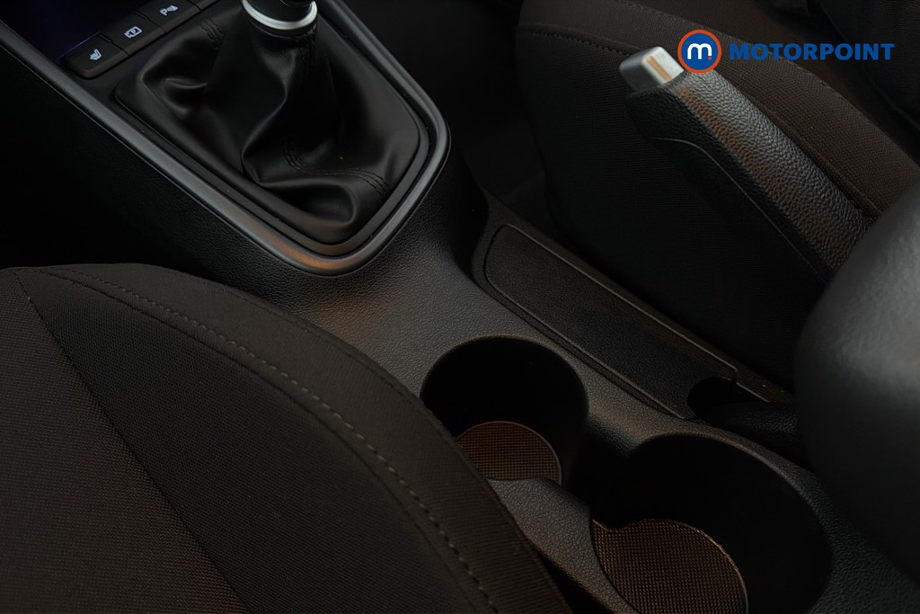 Hyundai I20 Premium Manual Petrol Hatchback - Stock Number (1651134) - 16th supplementary image