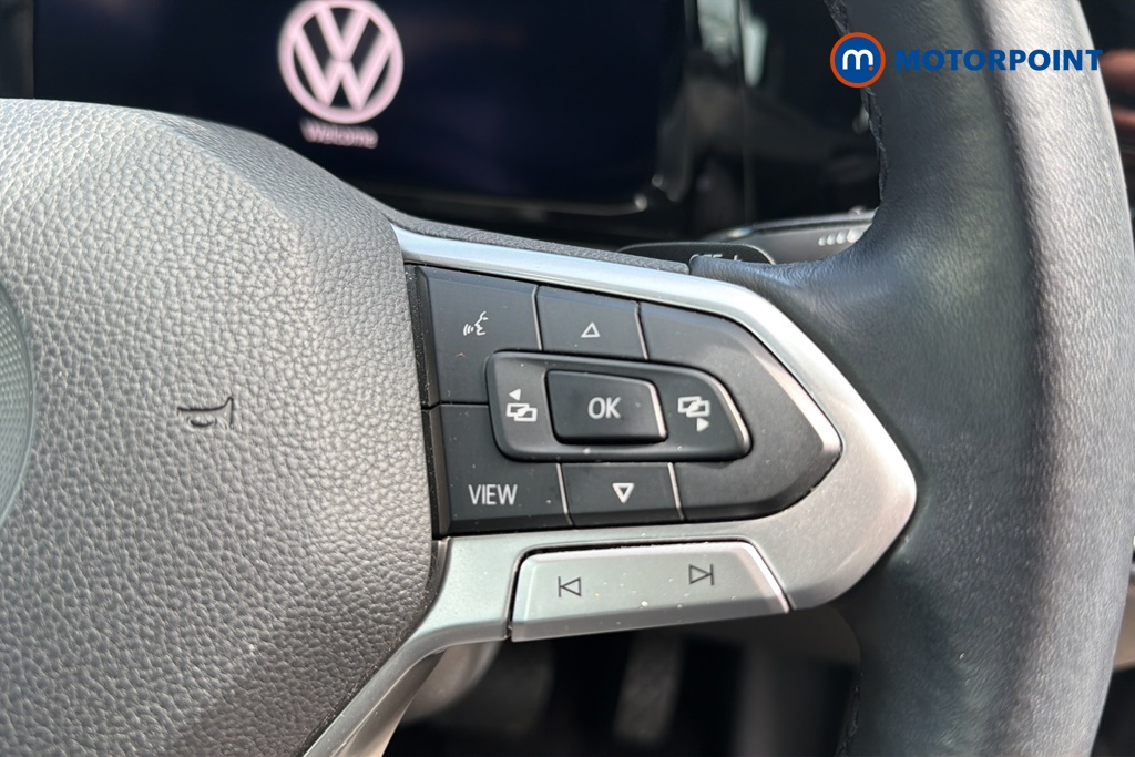Volkswagen Golf Style Automatic Petrol Hatchback - Stock Number (1651264) - 3rd supplementary image