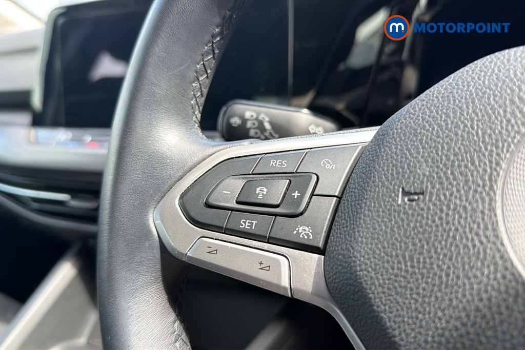 Volkswagen Golf Style Automatic Petrol Hatchback - Stock Number (1651264) - 4th supplementary image