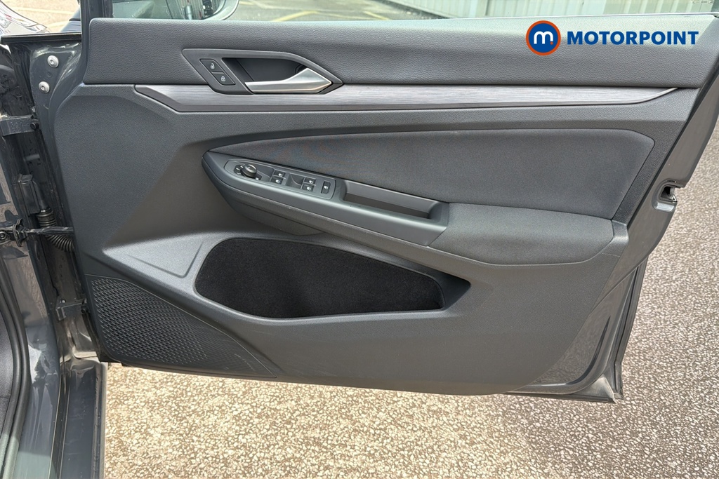 Volkswagen Golf Style Automatic Petrol Hatchback - Stock Number (1651264) - 18th supplementary image