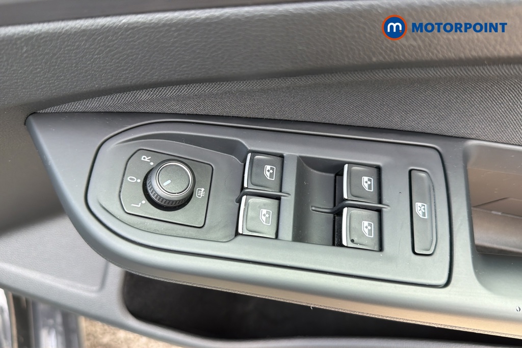 Volkswagen Golf Style Automatic Petrol Hatchback - Stock Number (1651264) - 19th supplementary image